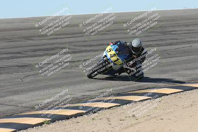 media/Oct-13-2025-Moto Forza (Mon) [[a66d839500]]/3-B Group/Session 2 (Bowl)/